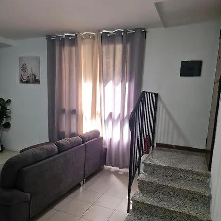 アパート Resilienza レッコ